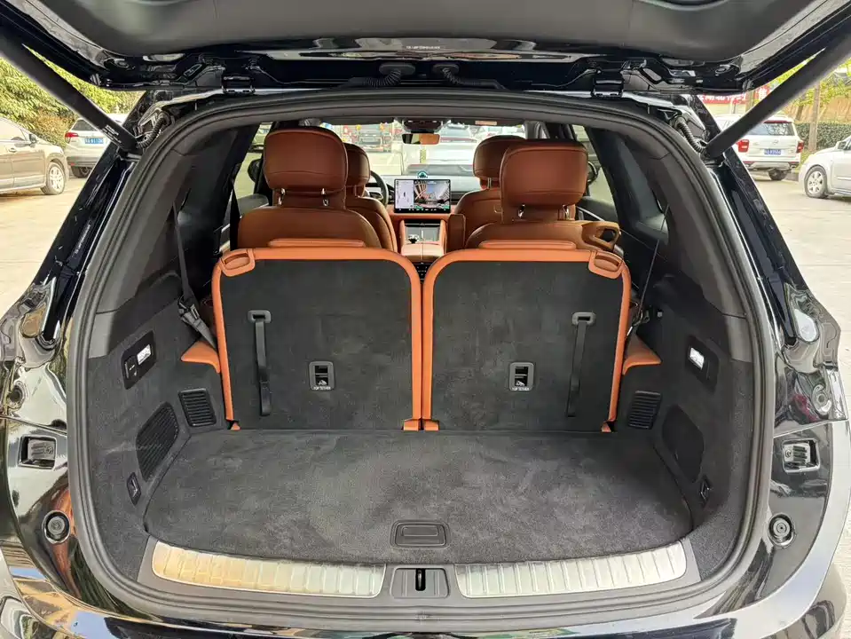 AITO Ask the world M7