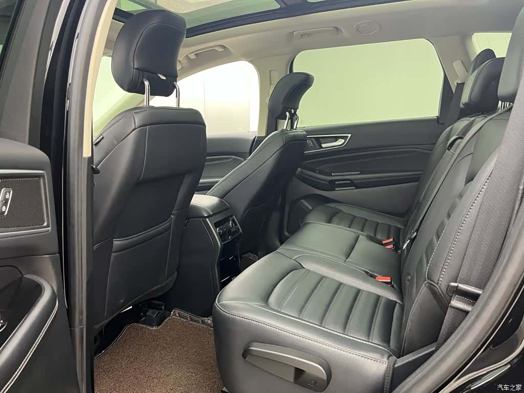 Ford Edge, 2019 10