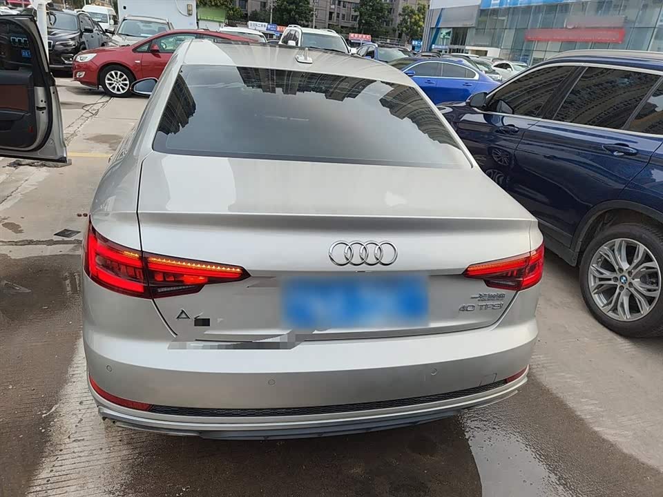 Audi A4L