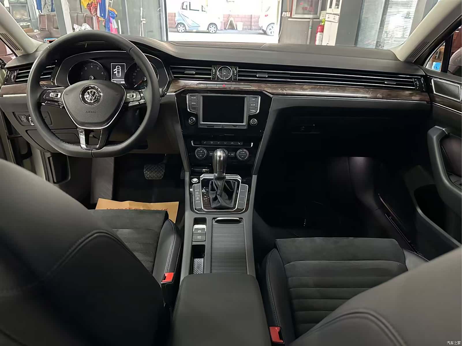 Volkswagen Magotan, 2017 10