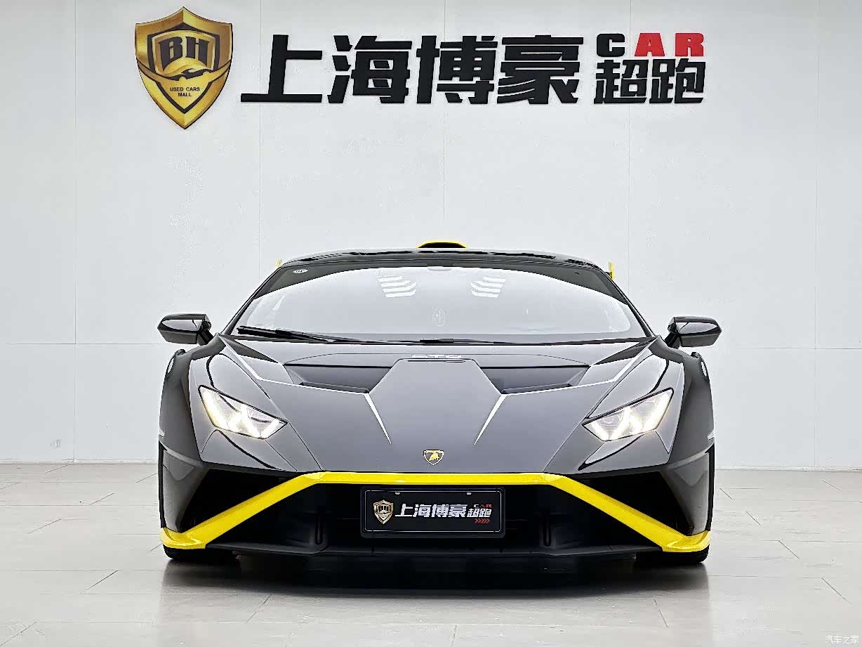 Lamborghini Huracán, 2022 3