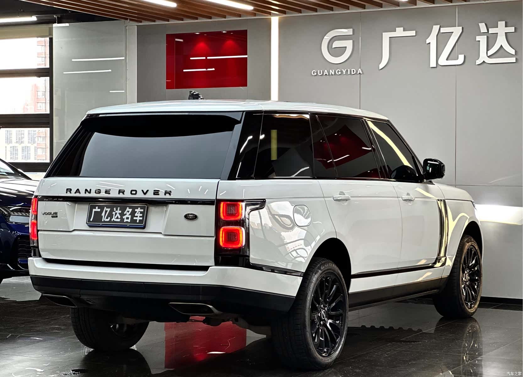 Land Rover Range Rover, 2021 32