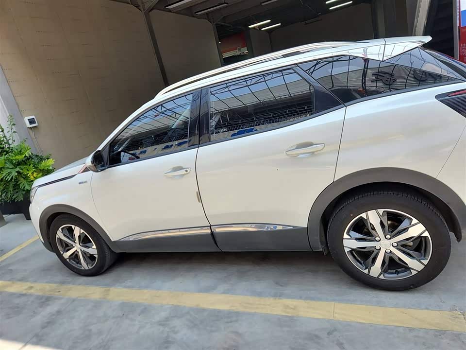 Peugeot 4008 Peugeot 4008