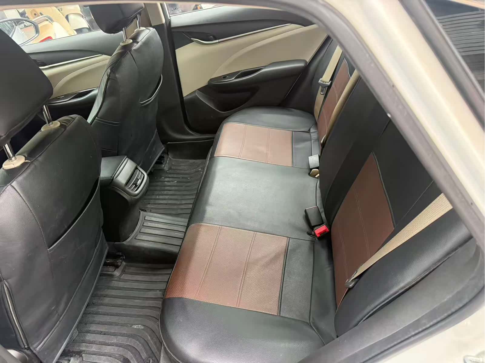 Buick V, 2018 все фото