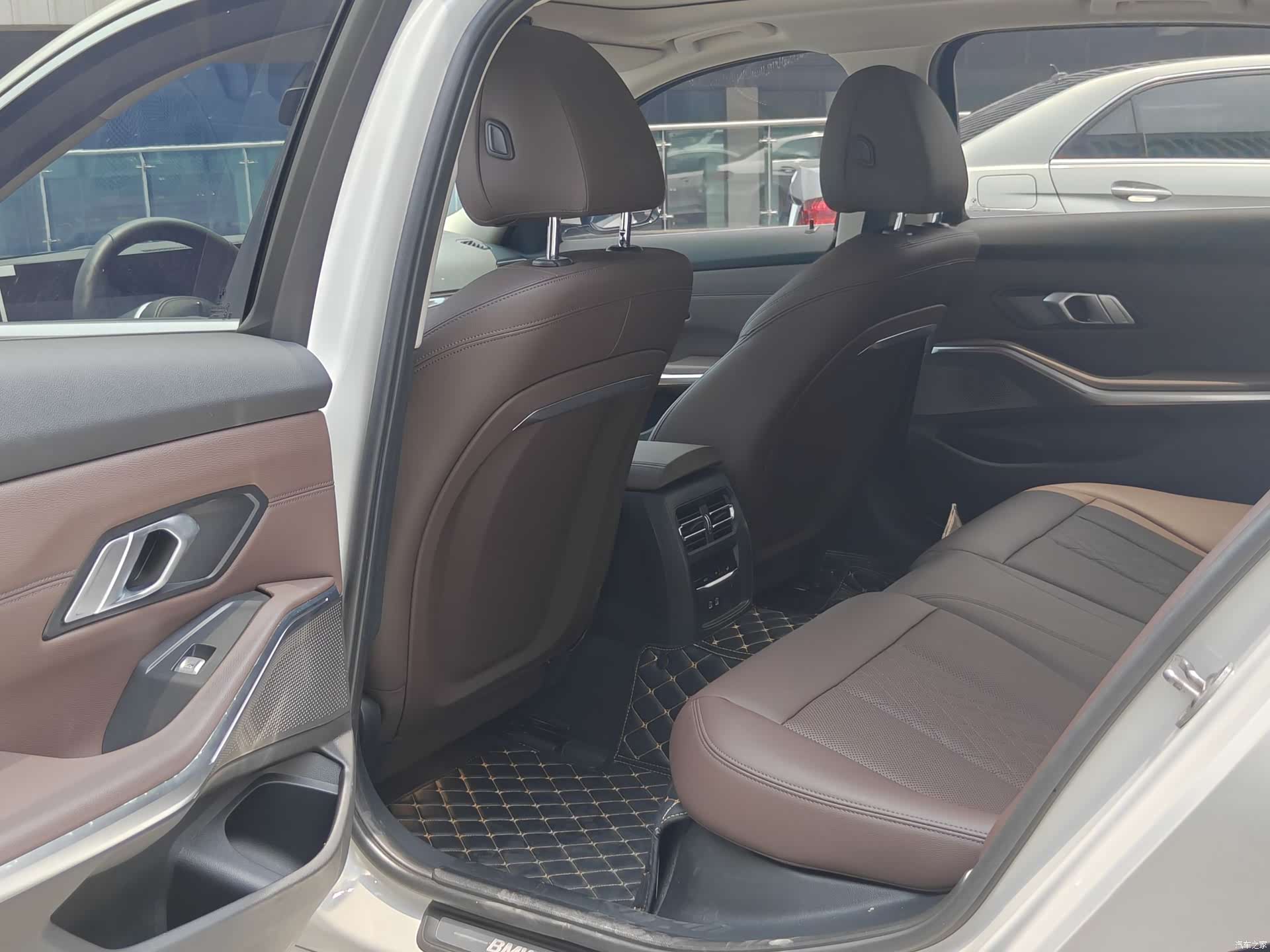 BMW i3, 2023 10