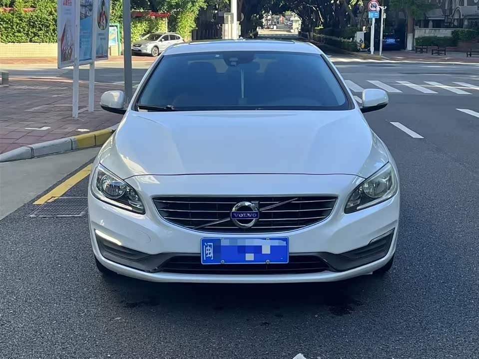 Volvo S60