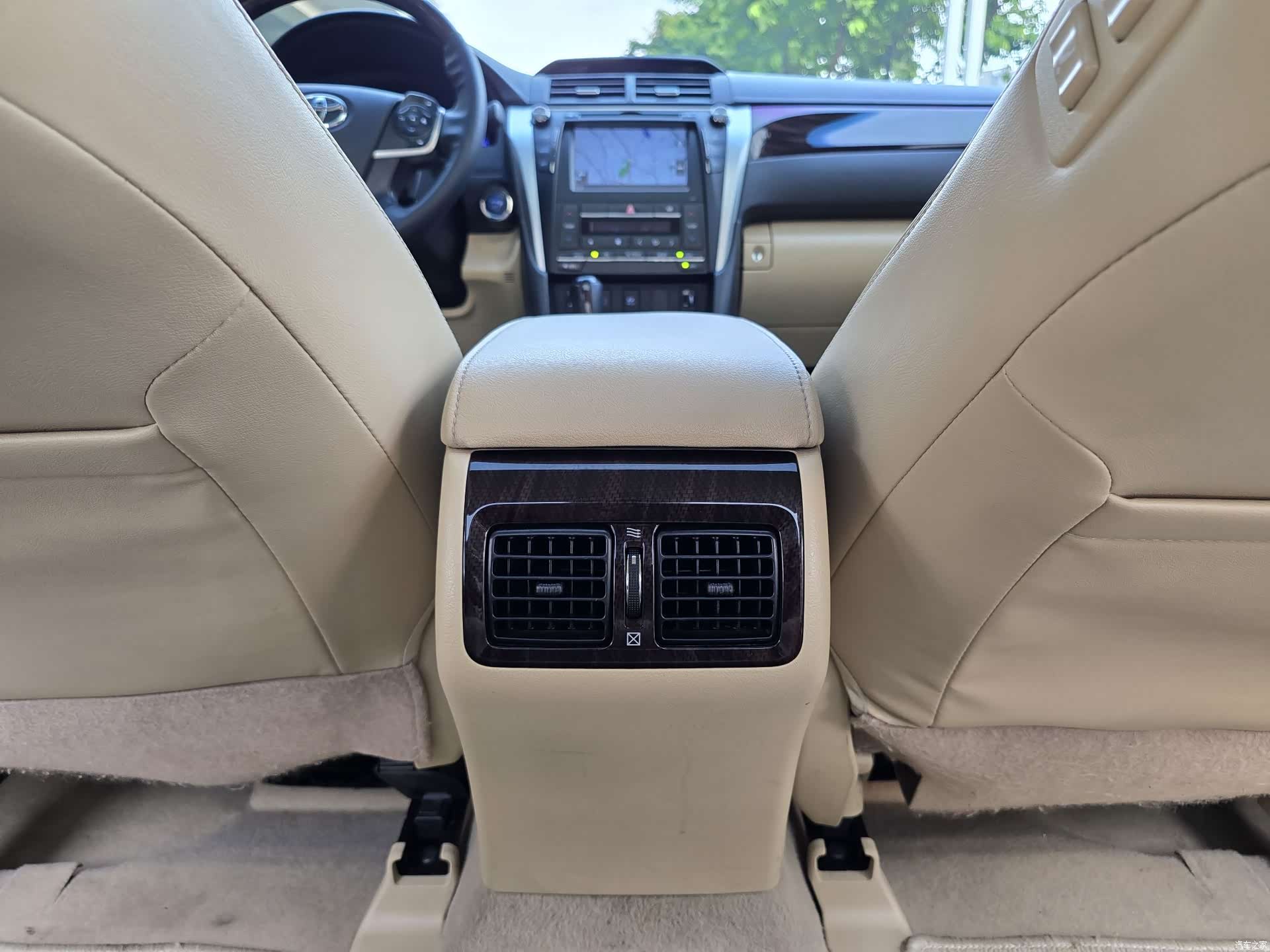 Toyota Camry, 2016 13