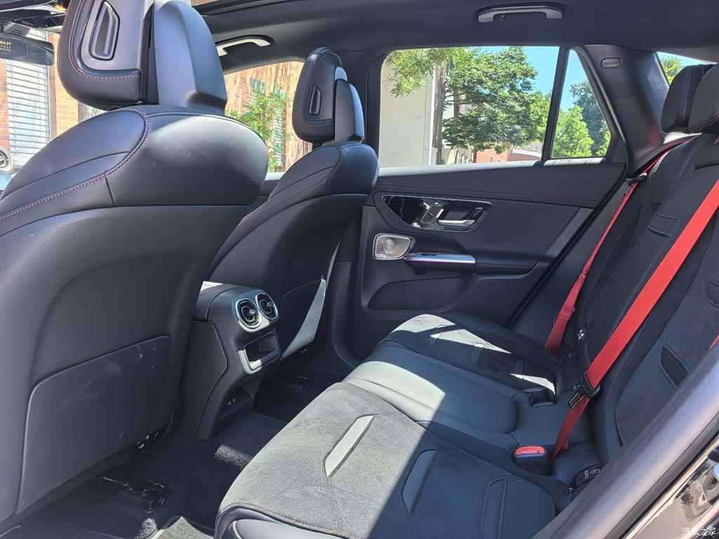 Mercedes-Benz GLC, 2025 8
