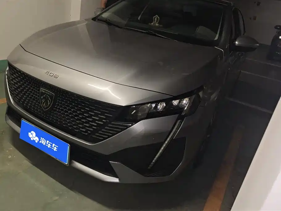 Peugeot 408