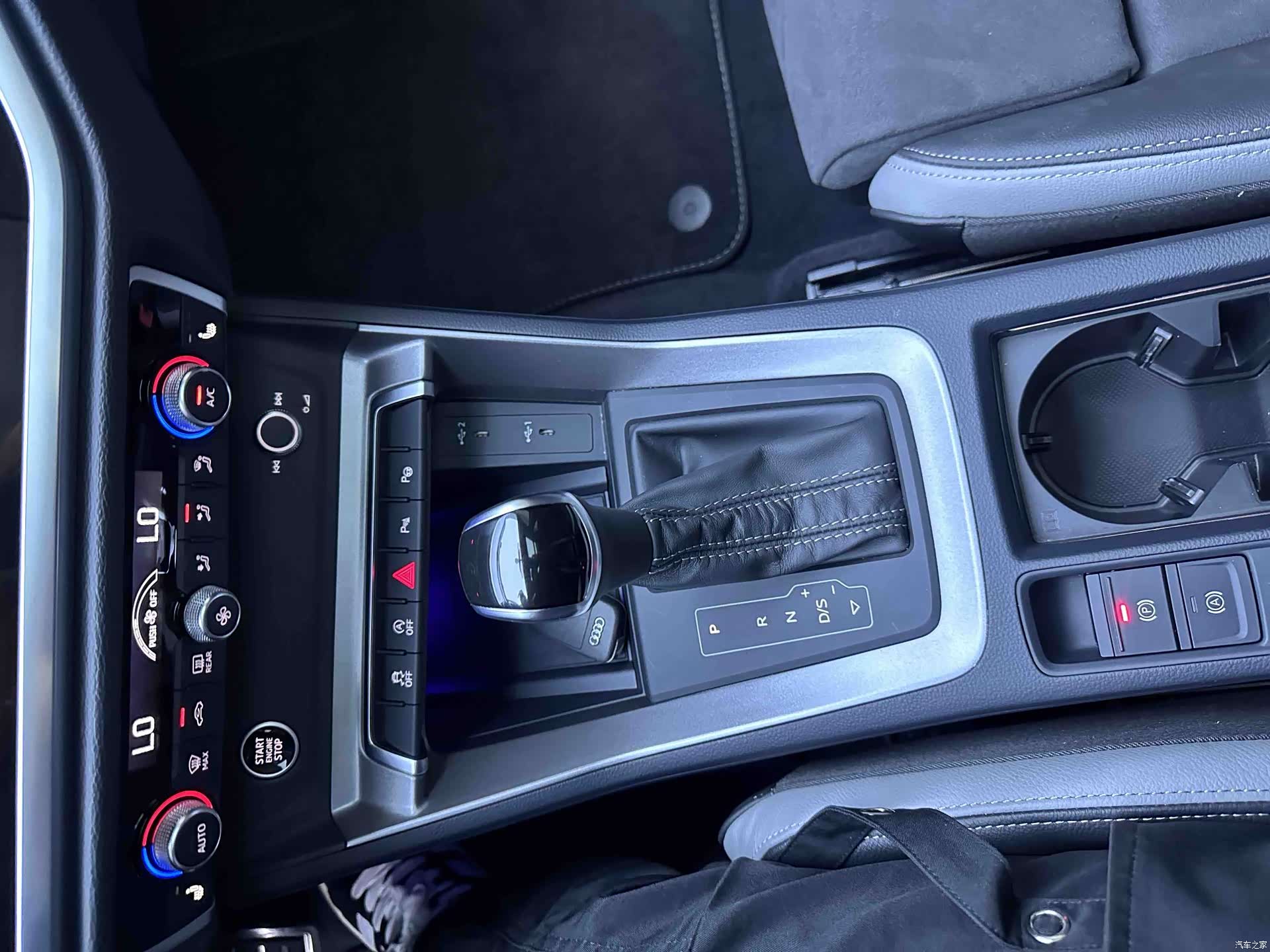 Audi Q3, 2023 13