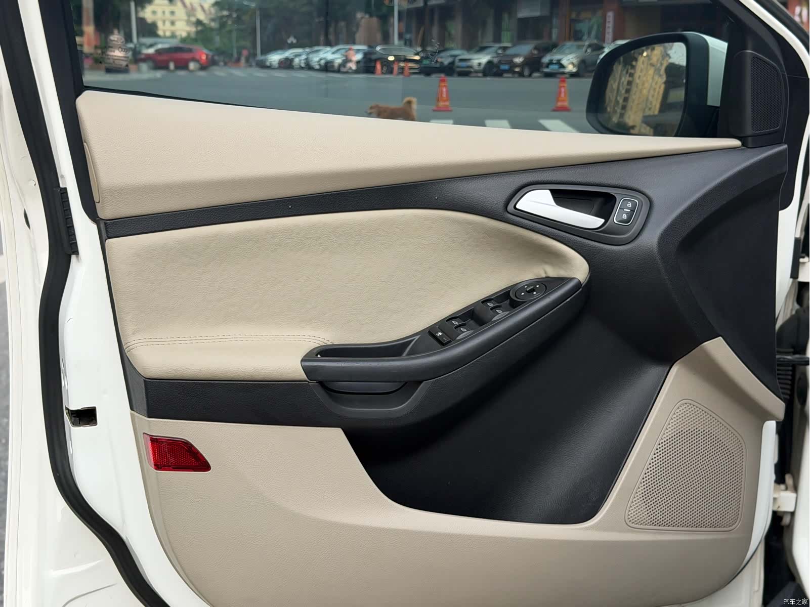 Ford Focus, 2016 9