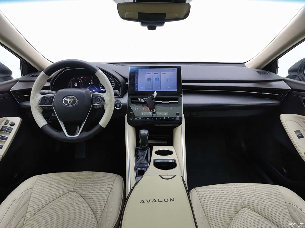 Toyota Avalon, 2023 все фото