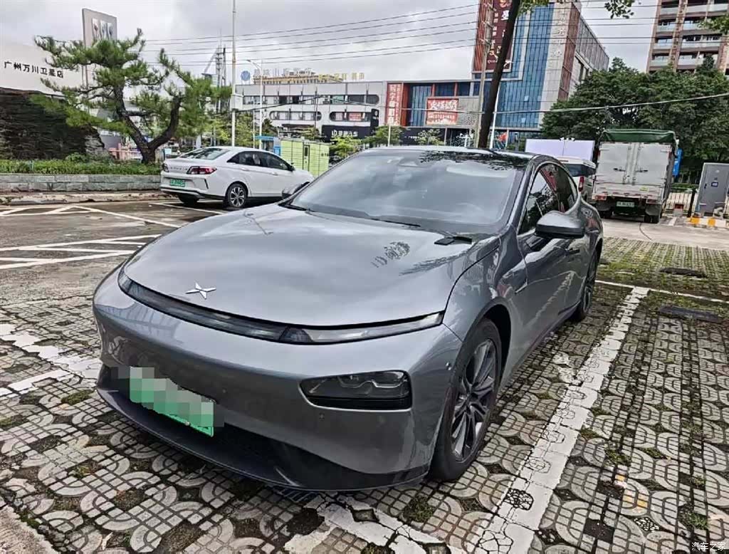 Xpeng P7