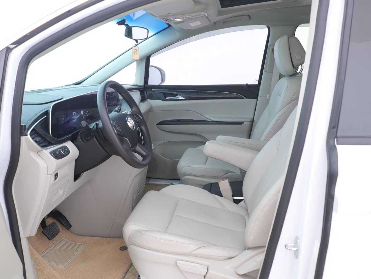 Buick GL8, 2024 9