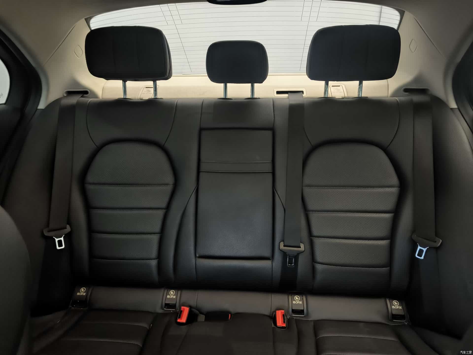 Mercedes-Benz C-Class, 2016 9