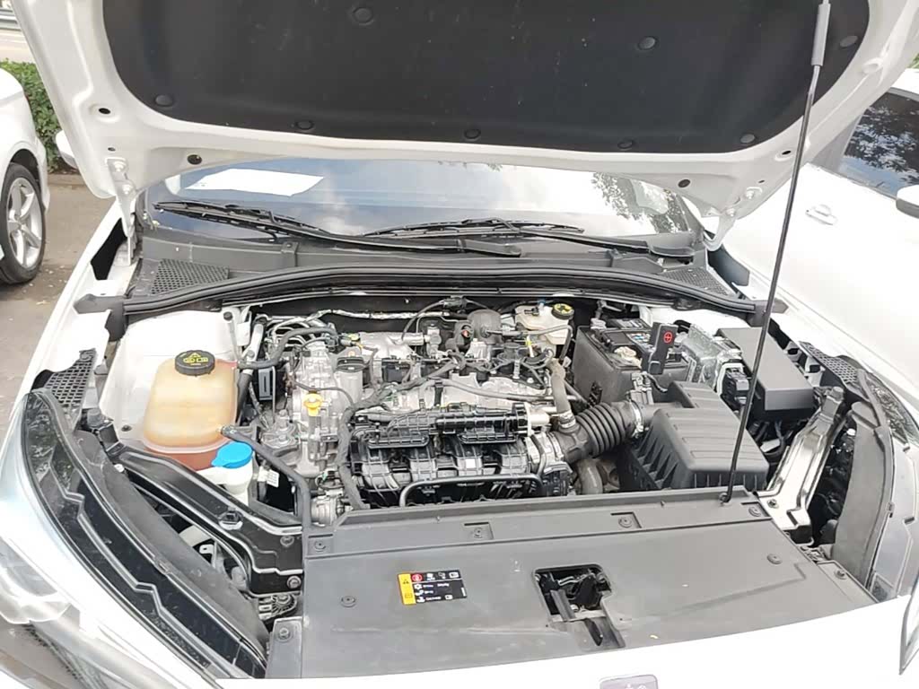 Roewe i5, 2024 20