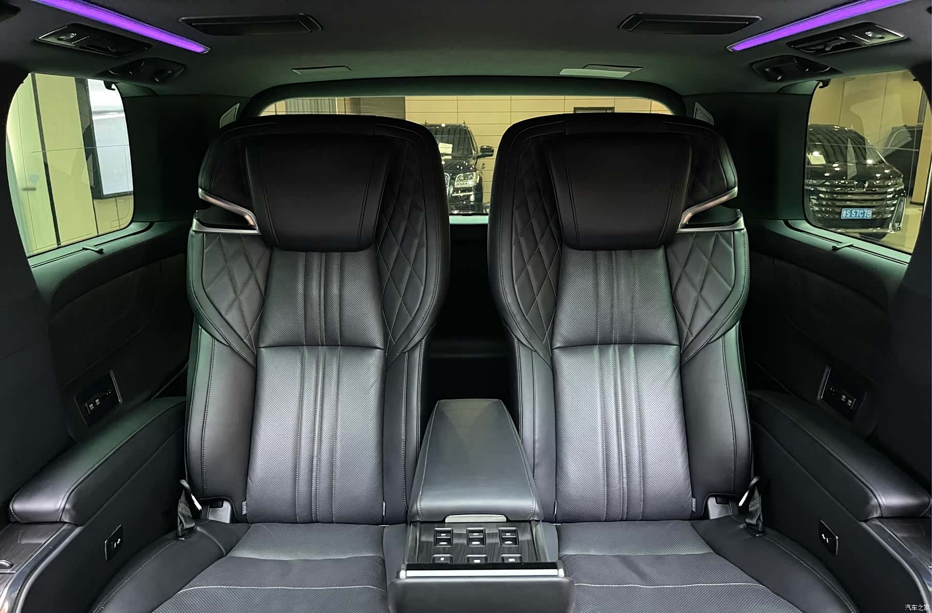 Lexus LM, 2020 9