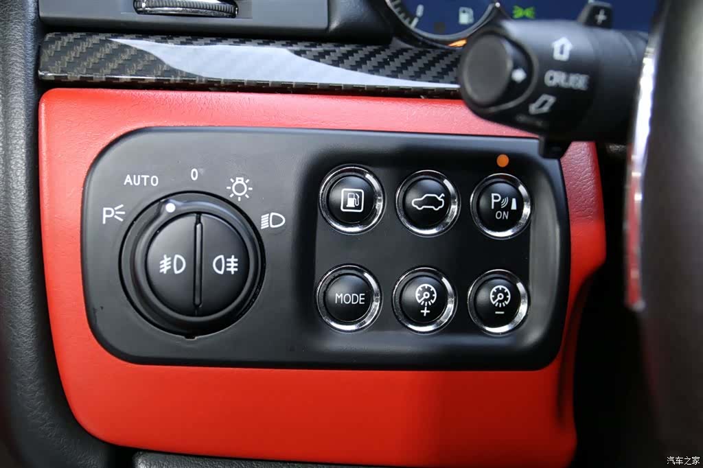 Maserati GranTurismo, 2018 9