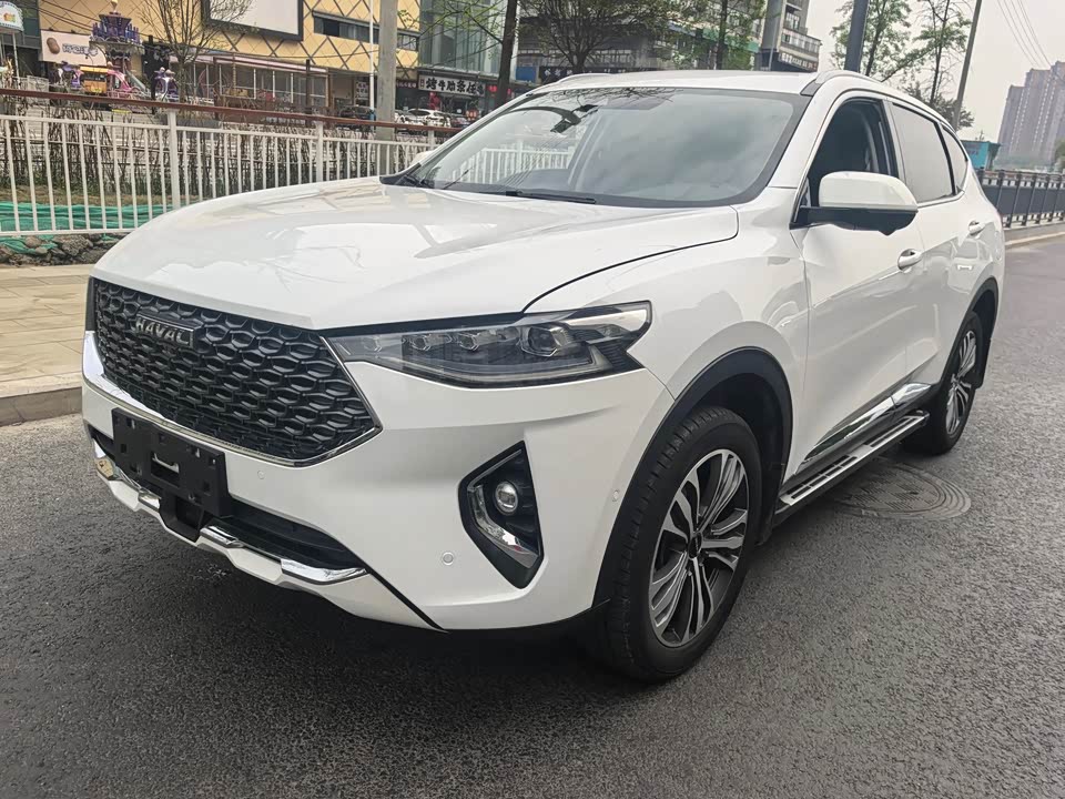 Haval F7