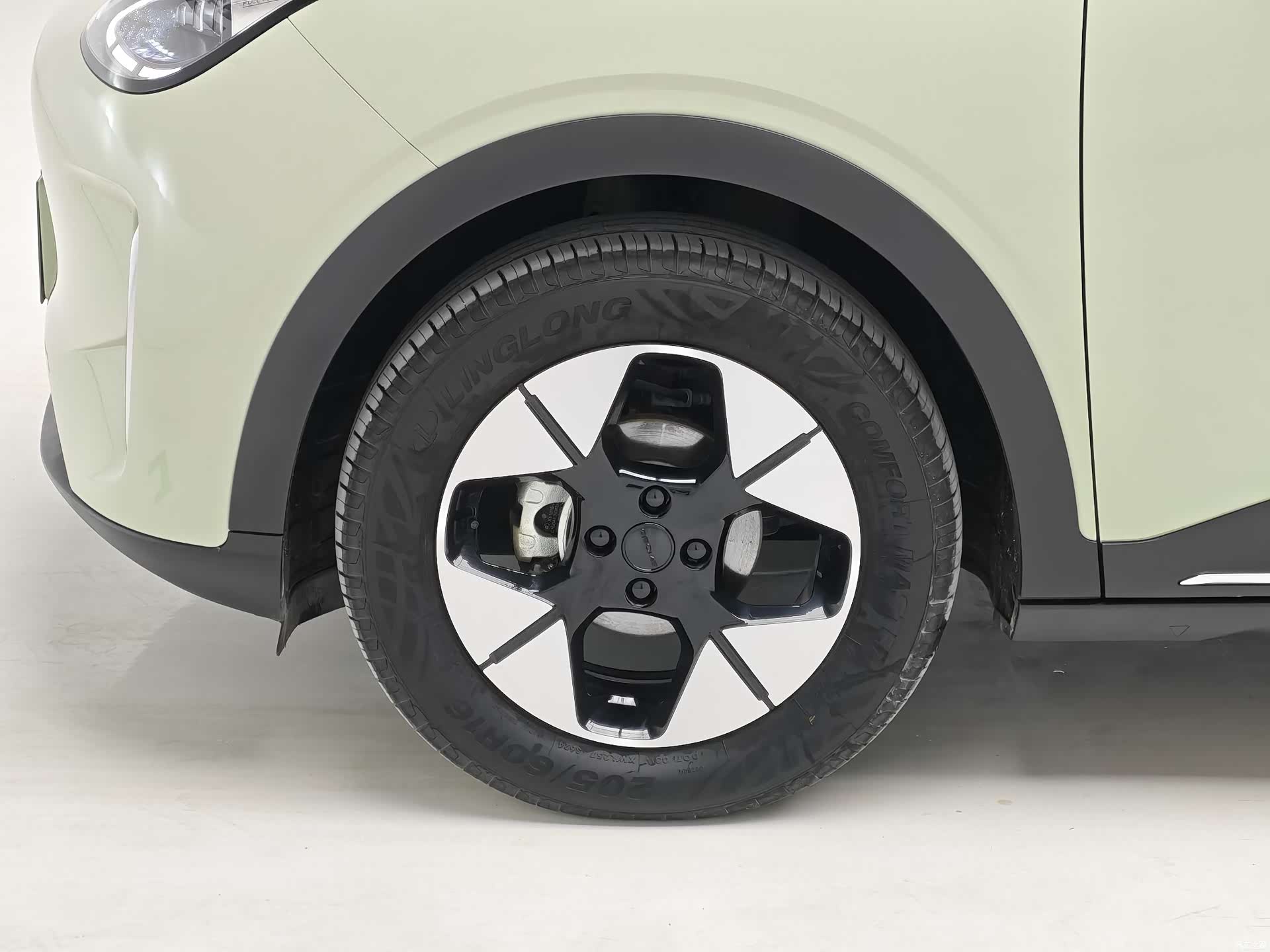 Geely Xingyuan, 2024 8