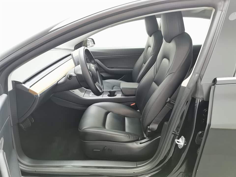 Tesla Model 3 Tesla Model 3