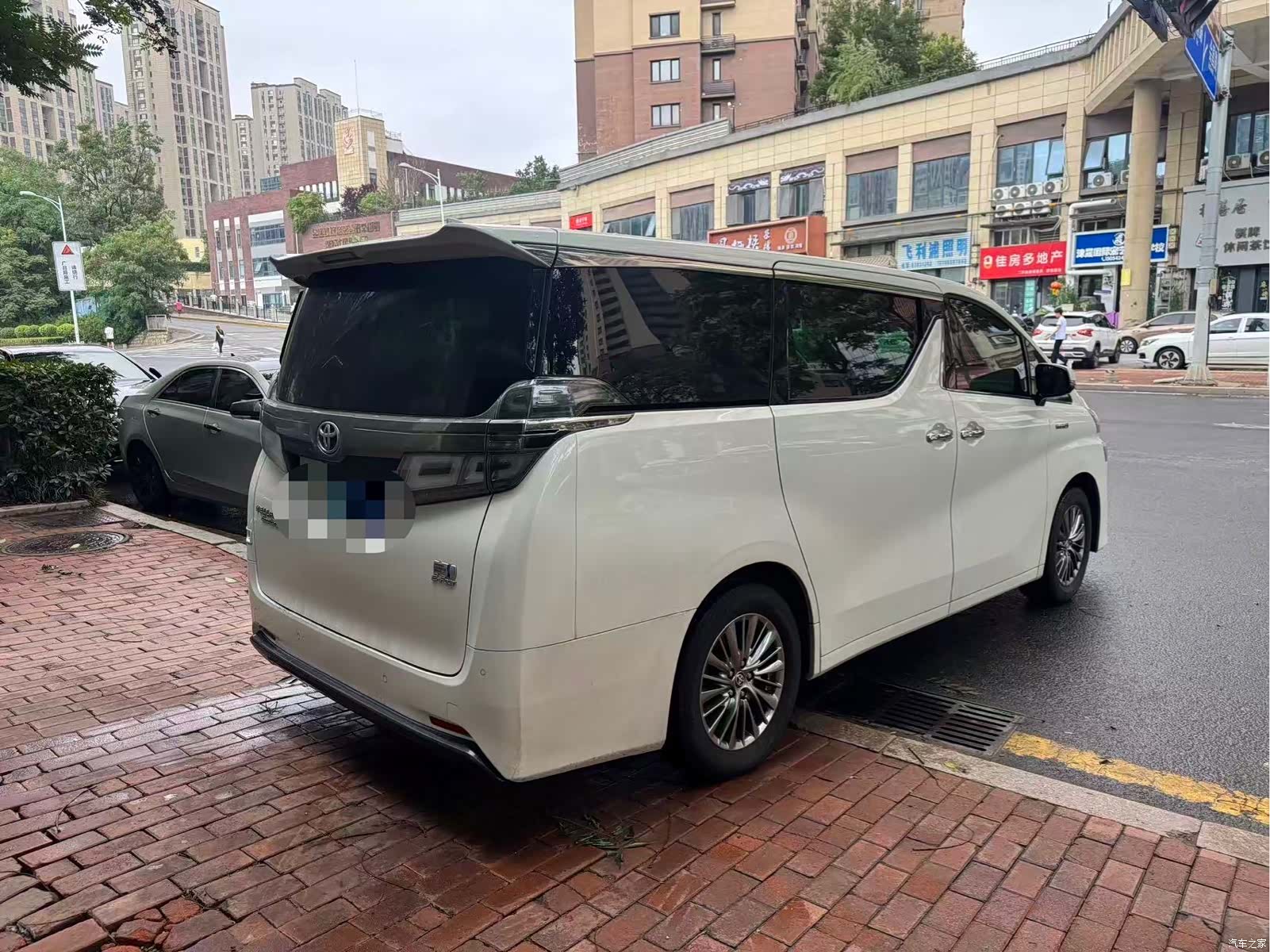Toyota Vellfire, 2020 7