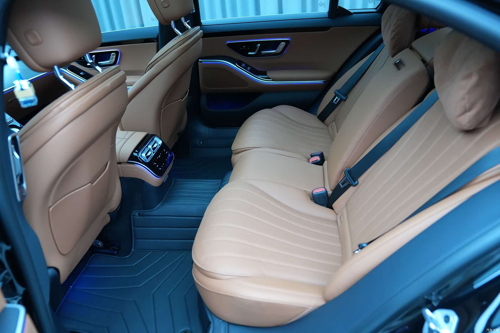 Mercedes-Benz S-Class, 2022 13