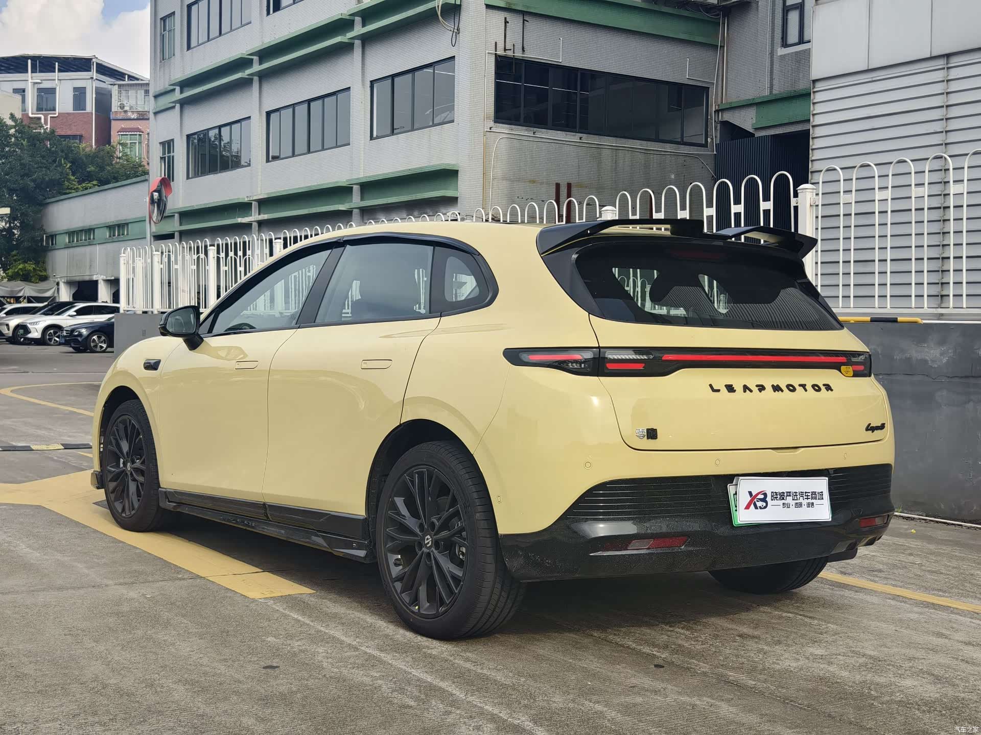 Leapmotor Lafa5, 2025 все фото