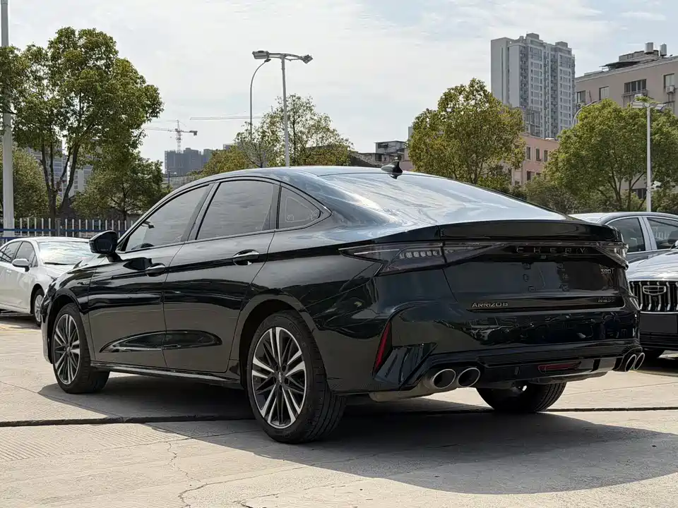 Chery Arrizo 8
