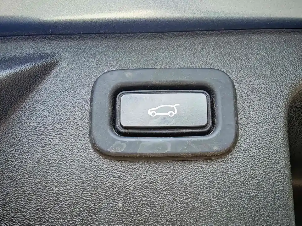 Land Rover Discover sports