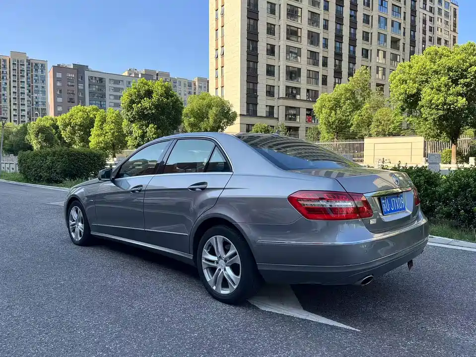 Mercedes-Benz E-class Mercedes-Benz E-class