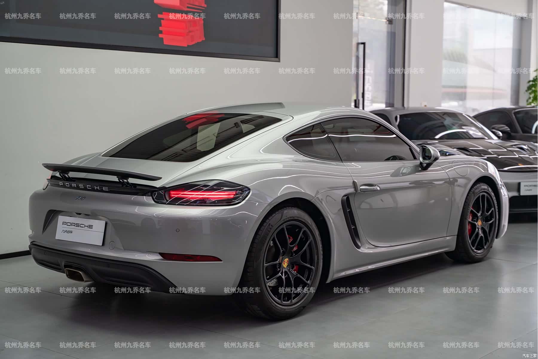 Porsche Cayman, 2023 7
