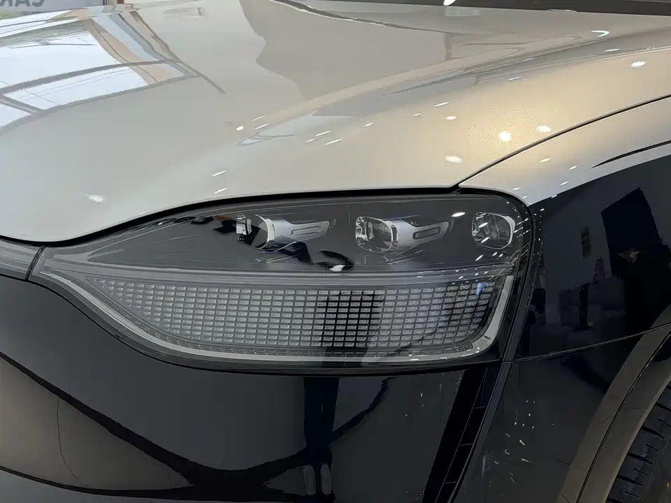 AITO Ask the world M9