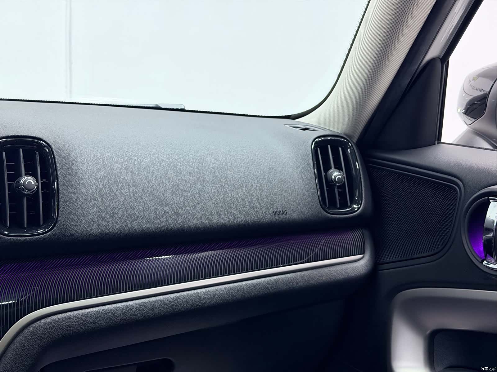 Mini Countryman, 2024 19