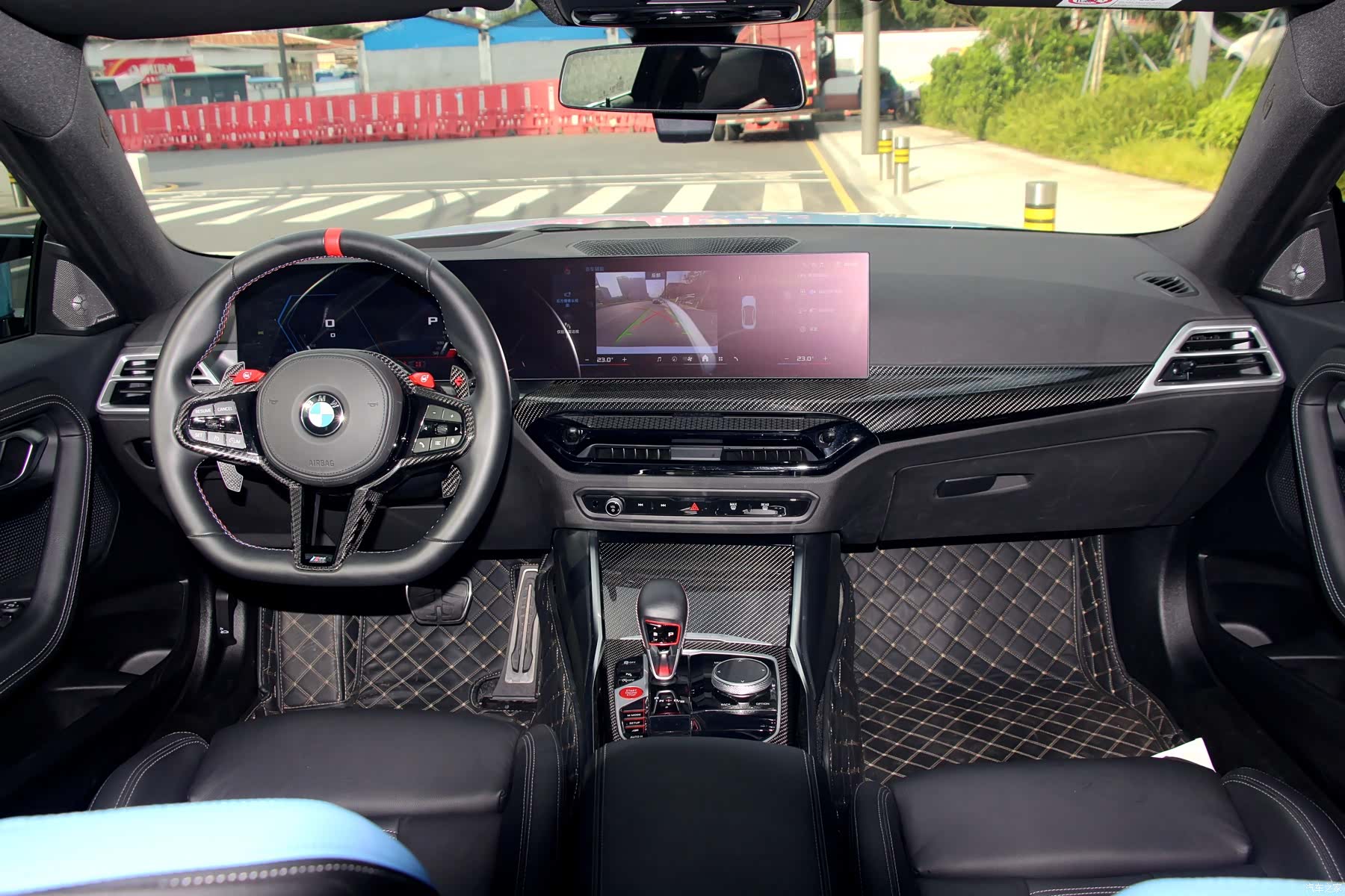 BMW M2, 2025 8