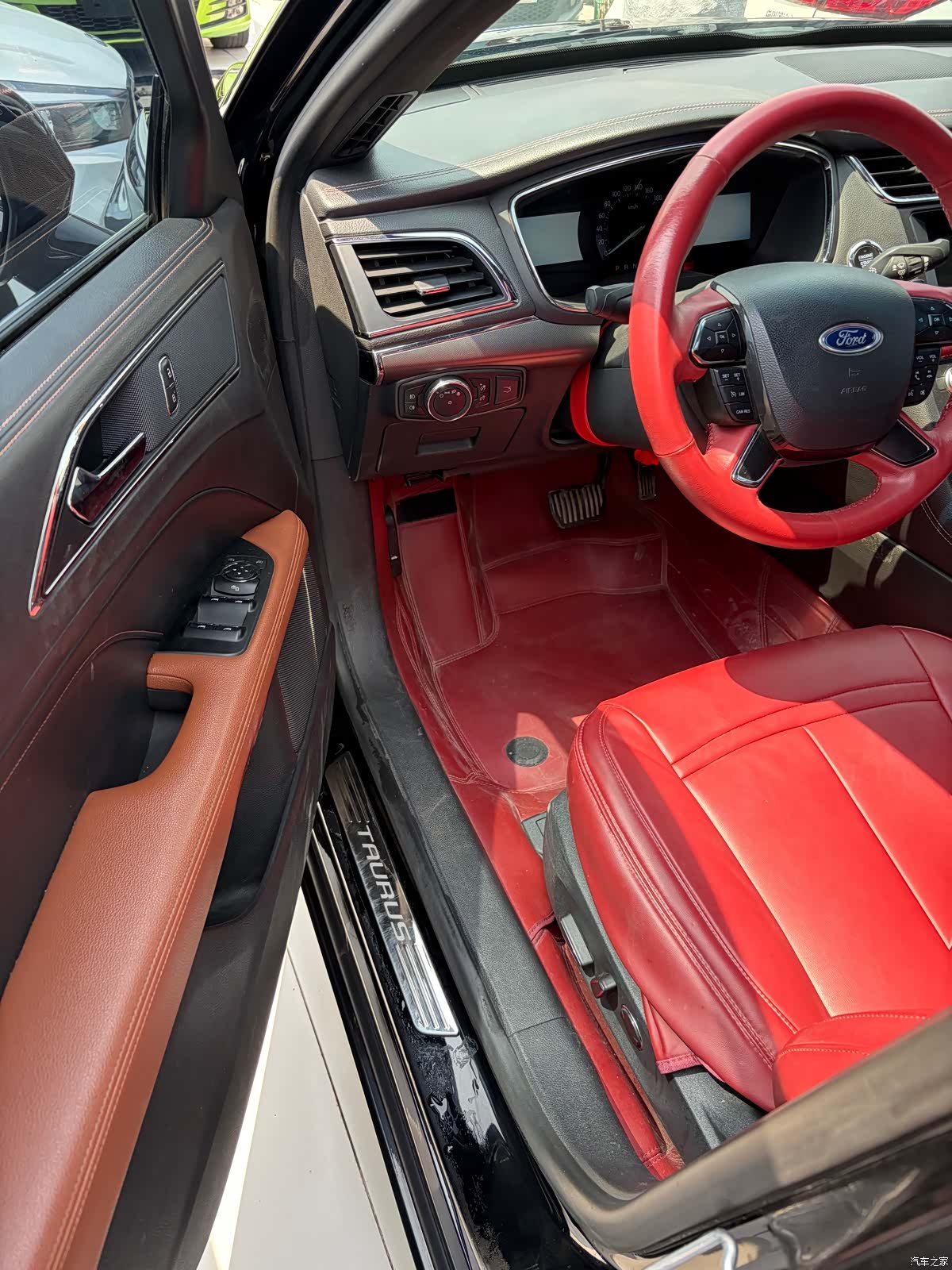 Ford Taurus, 2018 4