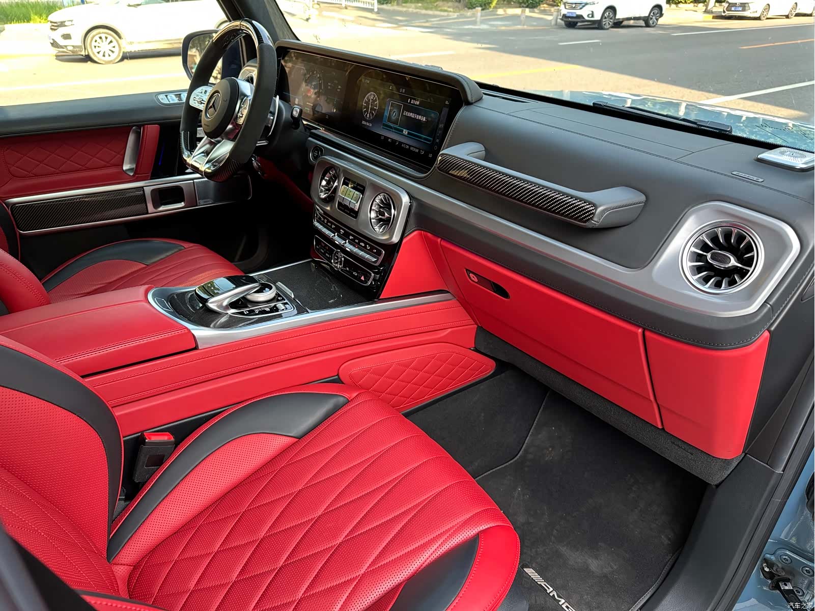 Mercedes-Benz G-Class, 2022 12