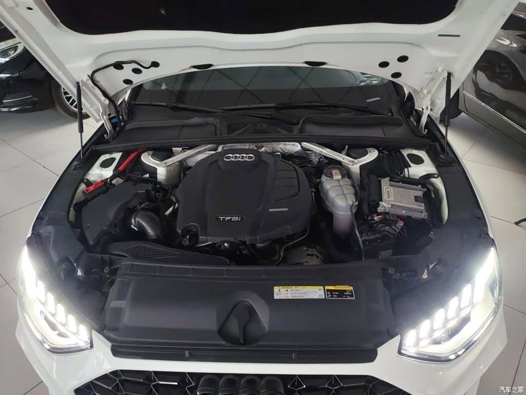 Audi A4L, 2020 16