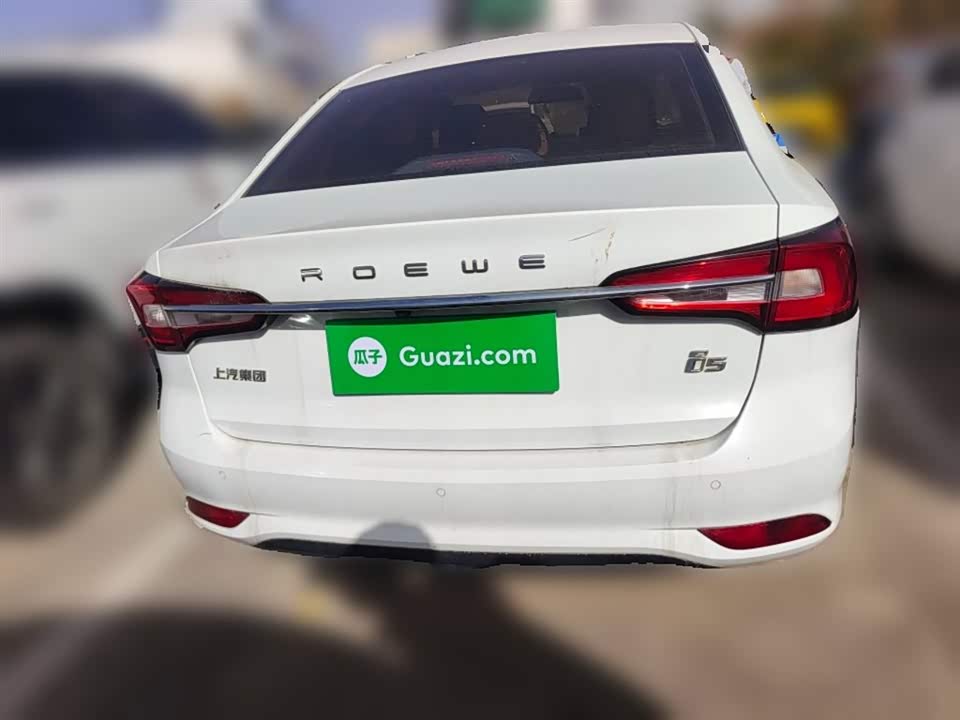 Roewe i5