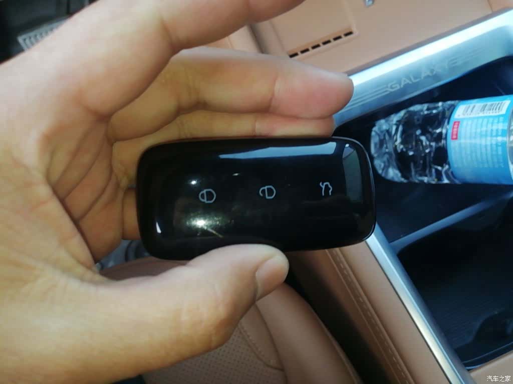 Geely Galaxy L7, 2025 17
