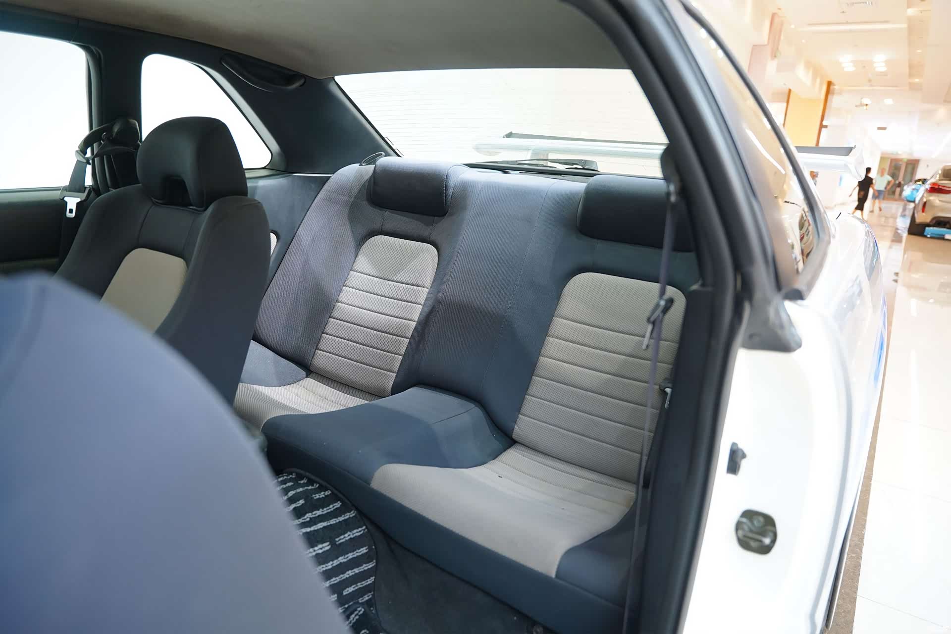 Nissan R34, 2000 15