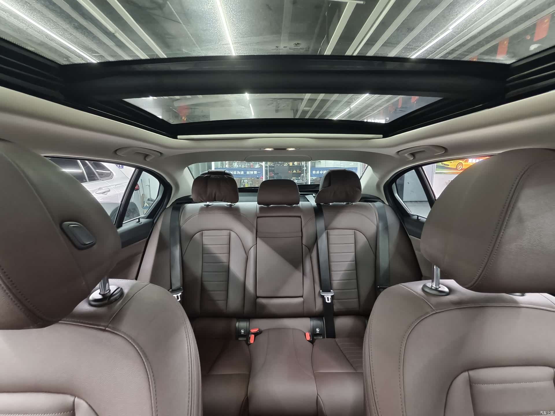 BMW 3 Series, 2019 11