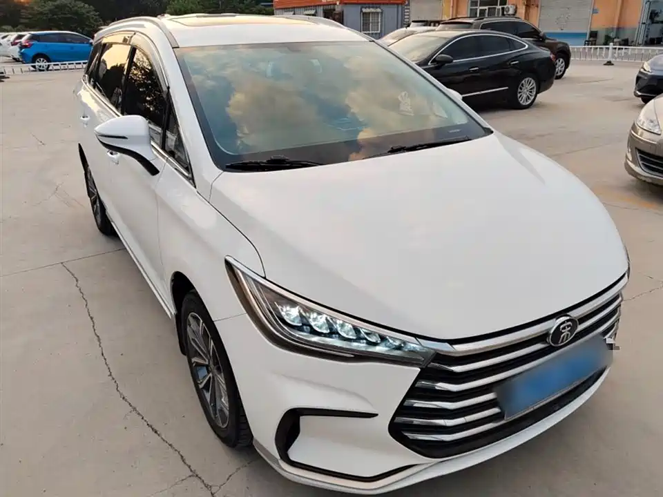 BYD Song MAX BYD Song MAX