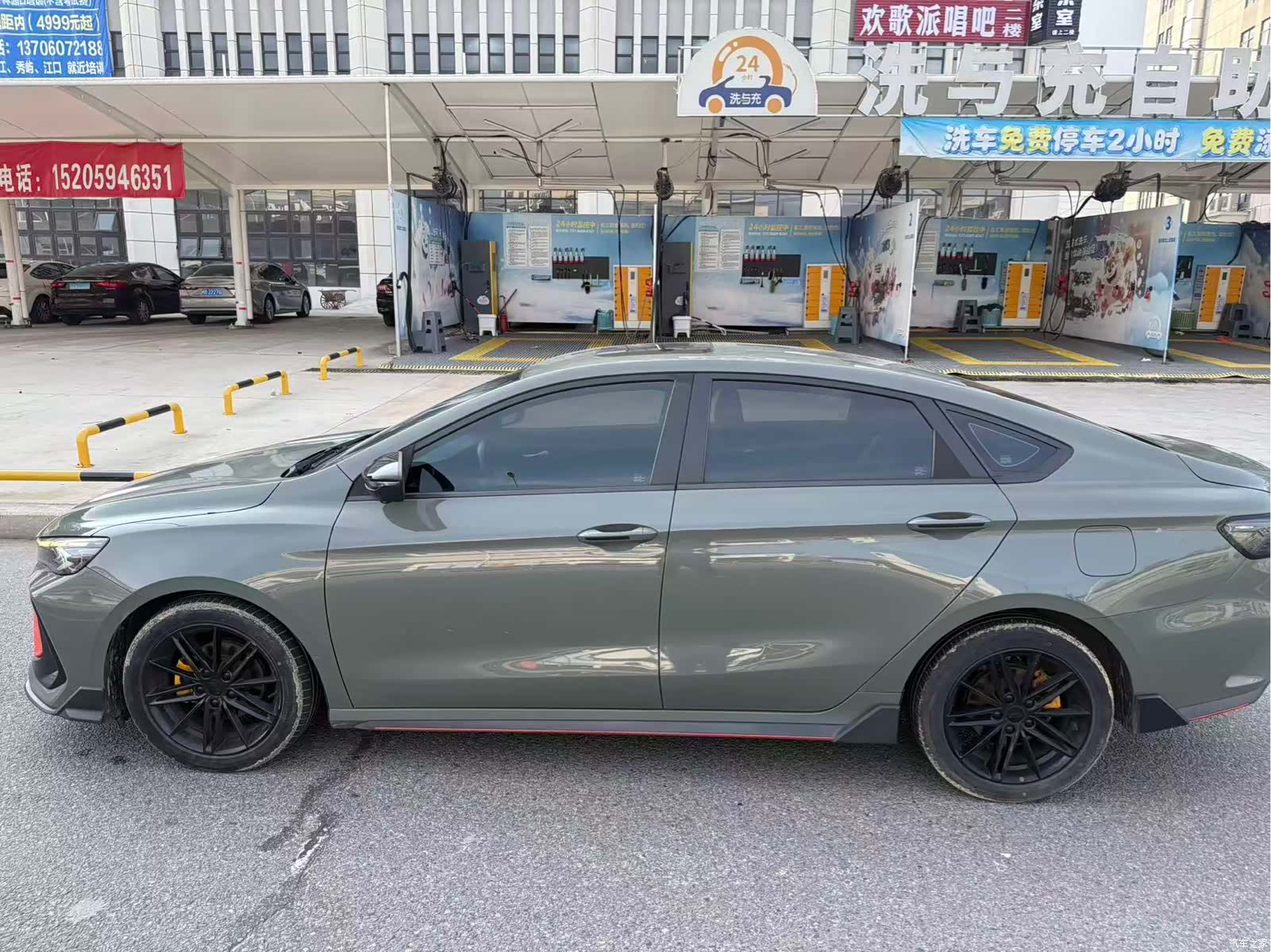 Geely Binray, 2022 4