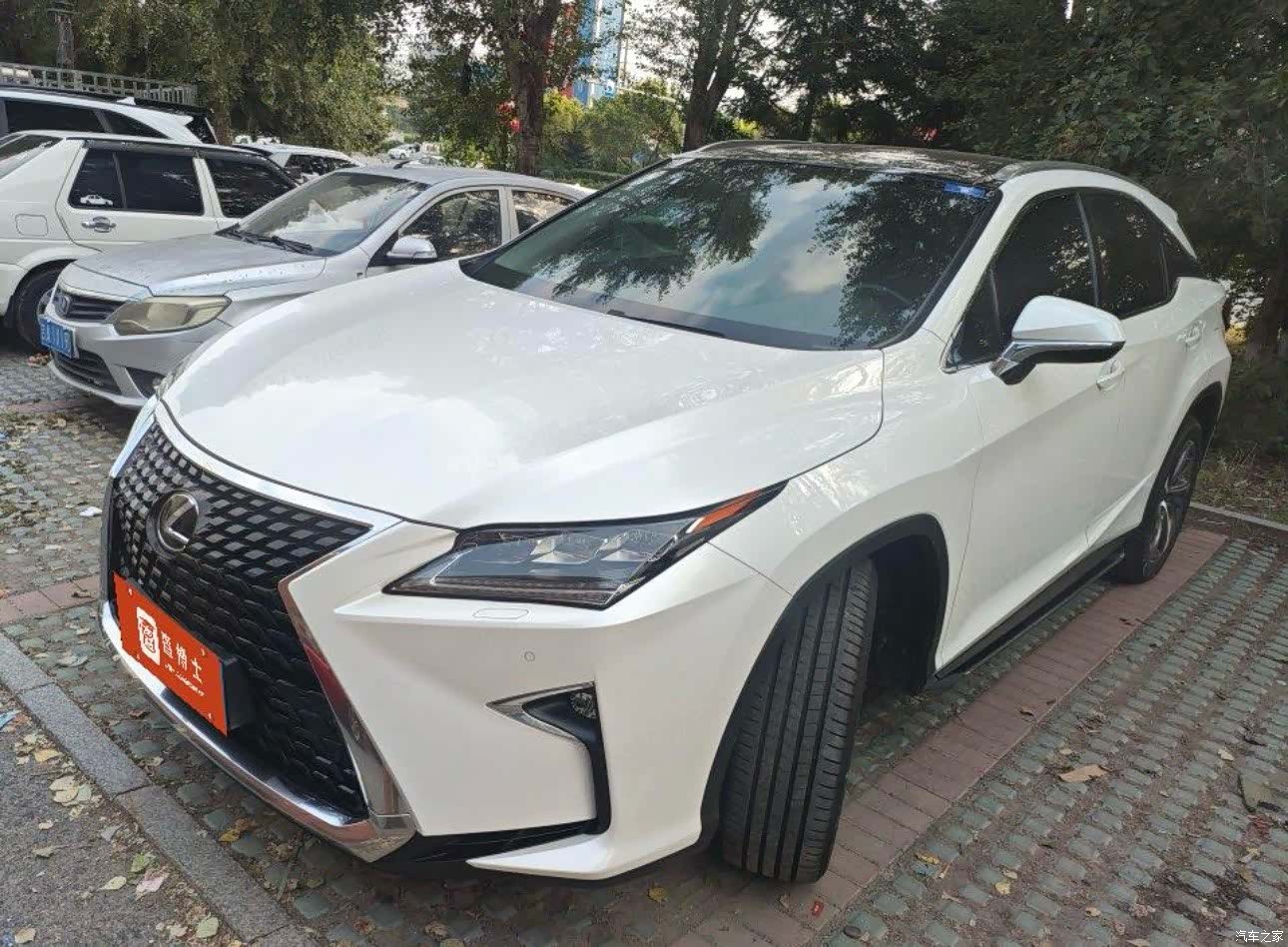 Lexus RX, 2017 1