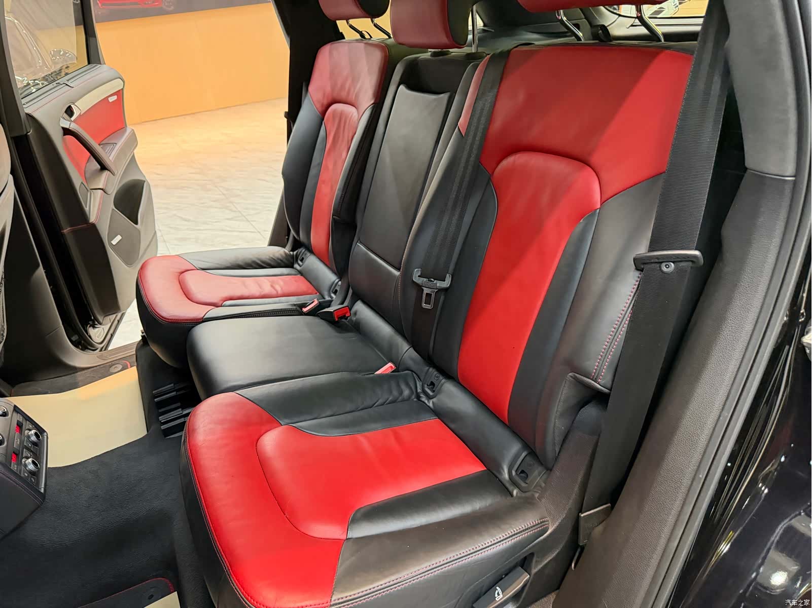 Audi Q7, 2011 13