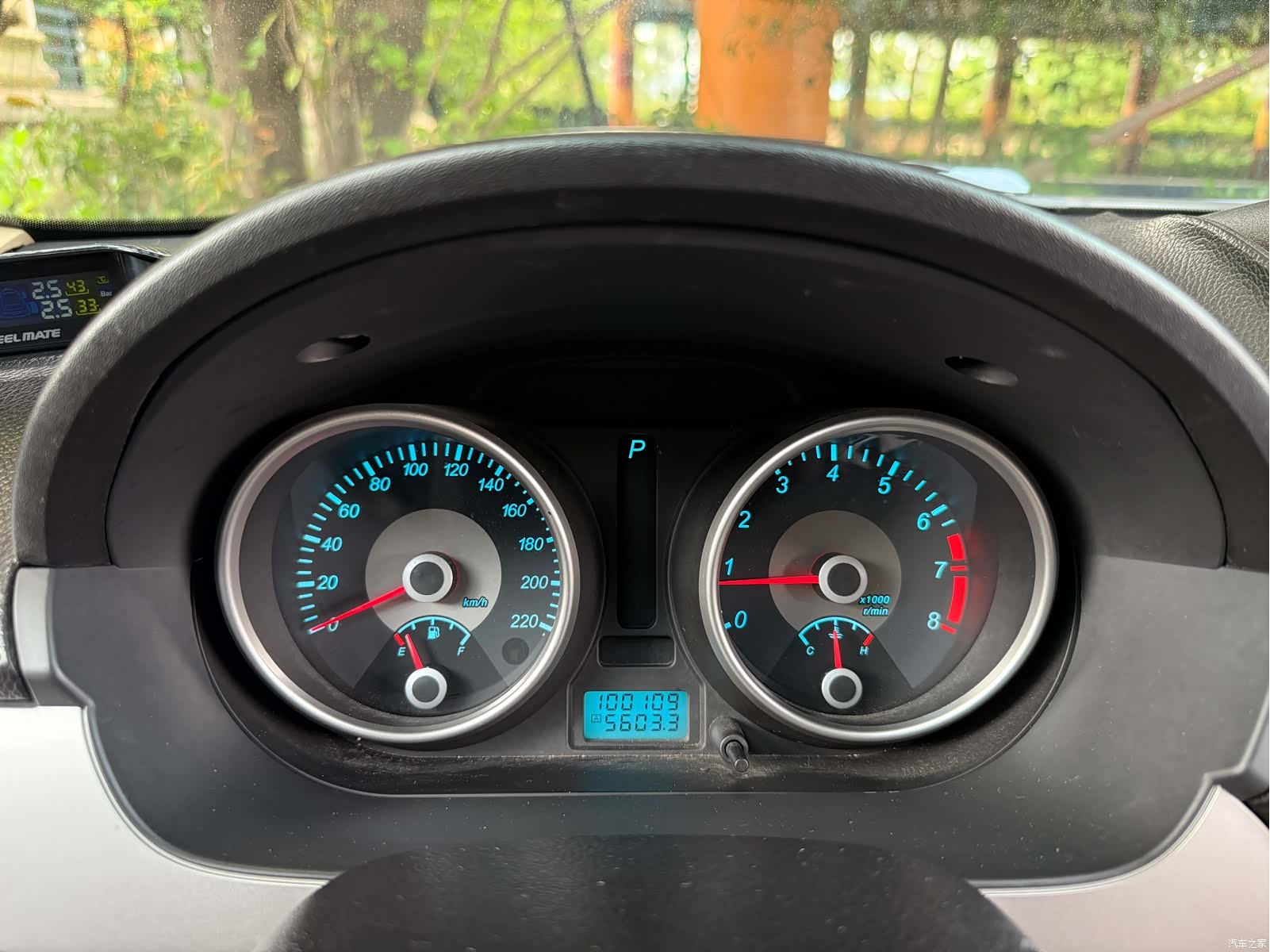 Buick 1.6LX-AT, 2012 18