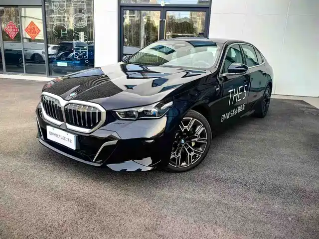 BMW 5 Series 2025 — купить из Китая под заказ