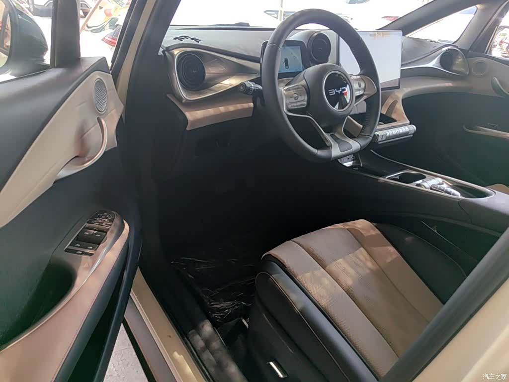 BYD Dolphin, 2026 16