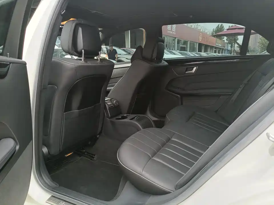 Mercedes-Benz E-class Mercedes-Benz E-class